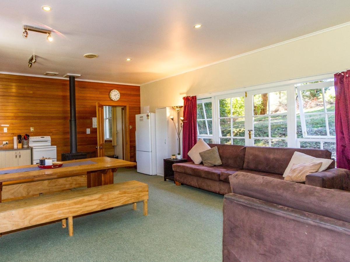 The Station - Ohakune Holiday Home Экстерьер фото
