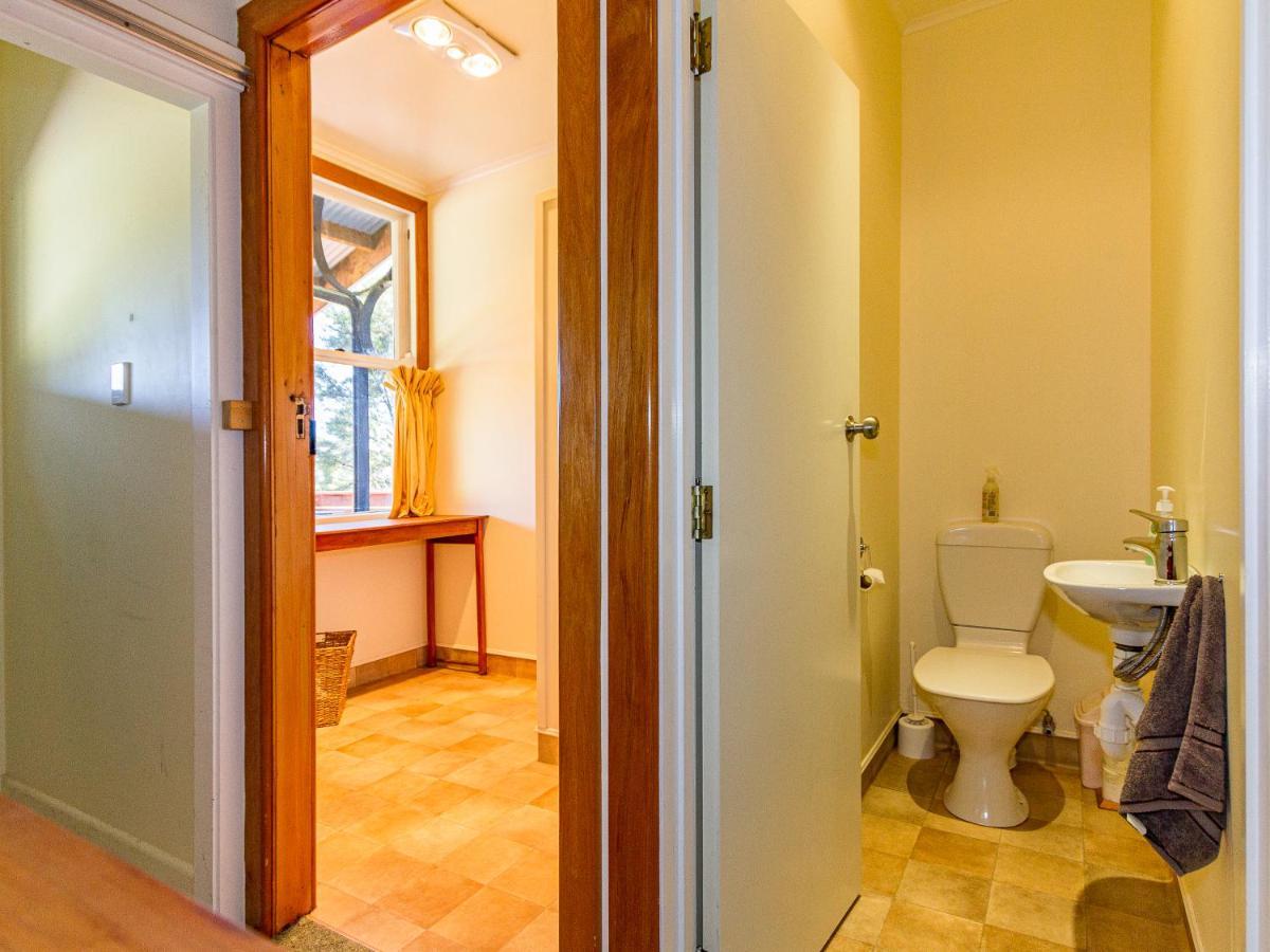 The Station - Ohakune Holiday Home Экстерьер фото